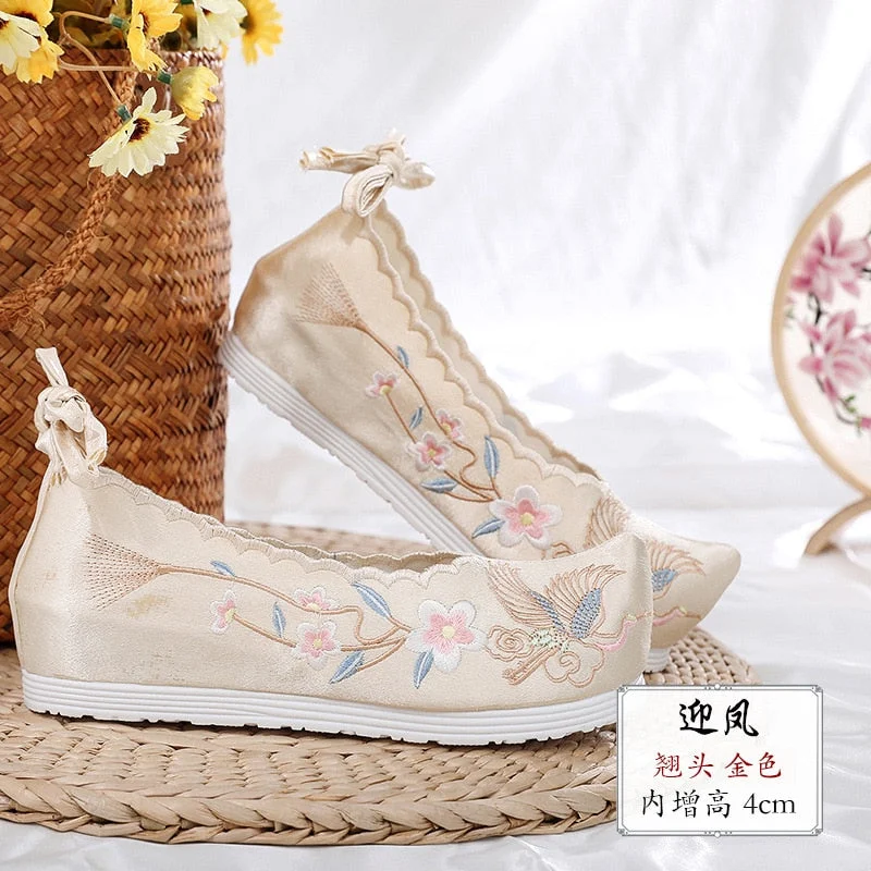 New Hanfu shoes, embroidered shoes, women's antiquity shoes, heightened Chinese elements, ancient bow shoes
