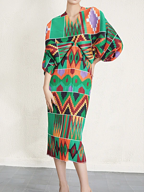 Batwing Sleeves Roomy Pleated Stamped V-Neck Midi Dresses