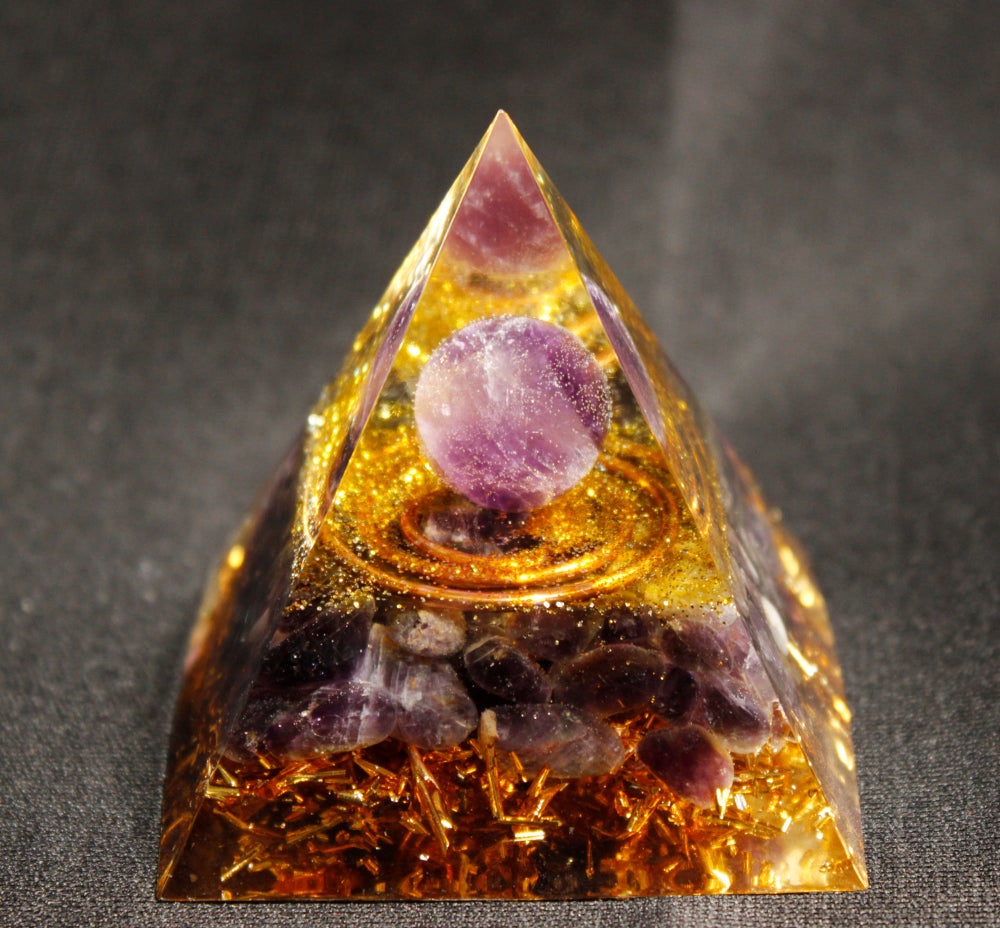 

Orgone Pyramid Chakra - Amethyst-Gold, 501 Original