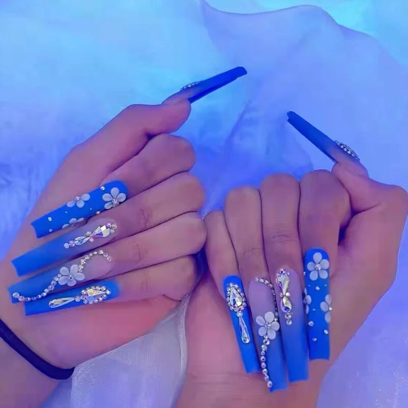 24pcs/Set False Nails Extra Long Blue Gradient Rhinestone Coffin Fake Nails Detachable Beauty Flower Ballerina Nail Art Tips
