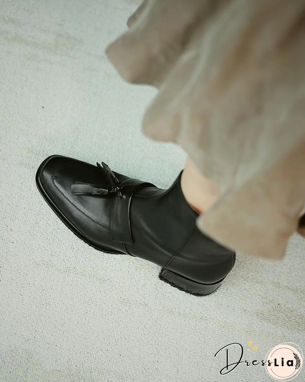 Solid Square-toe Tassel Low Heel Boots