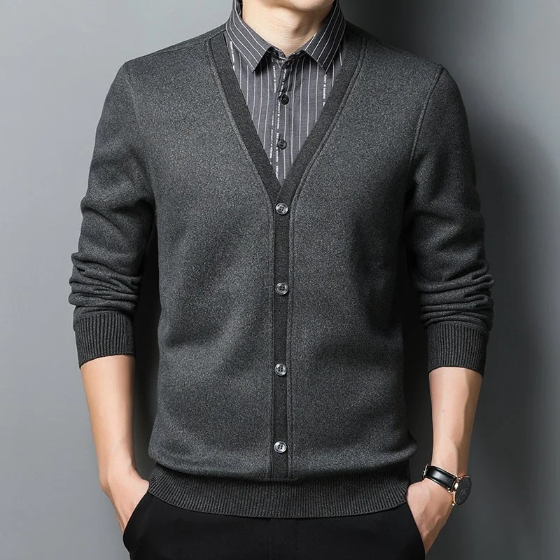 Men's Fake Two-piece Fashion Knitted Cardigan
