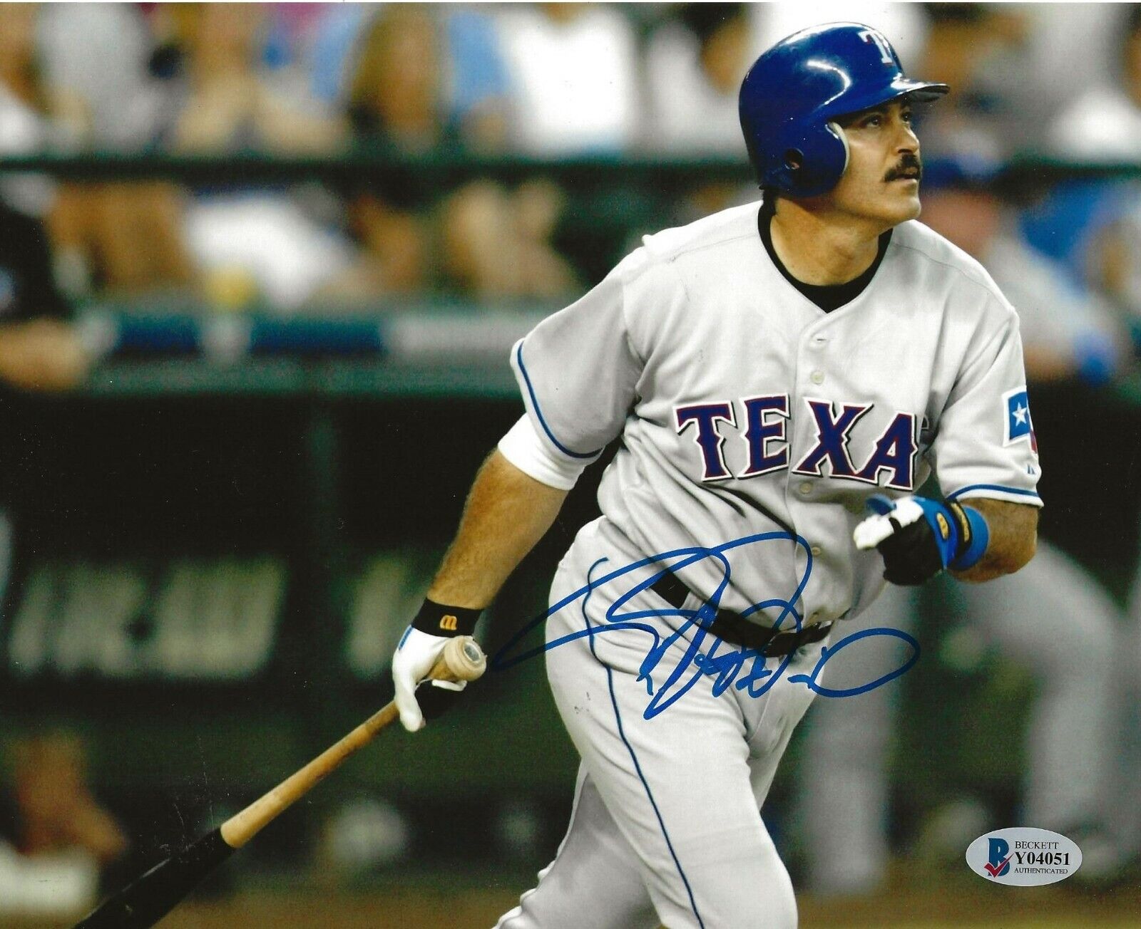 Rafael Palmeiro signed Texas Rangers 8x10 Photo Poster painting autographed BAS Beckett