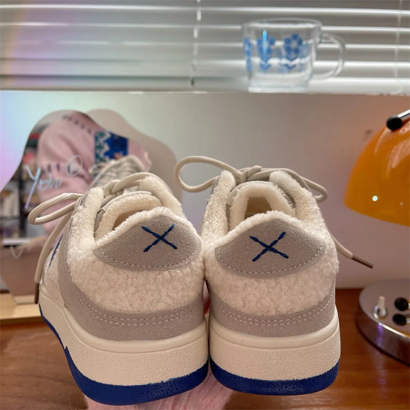 2022 Spring Plush Zapatillas Mujer Lovely Heart Patchwork Woman Vulcanize Shoes Casual Warm Outdoor Daily Wear Students Sneakers