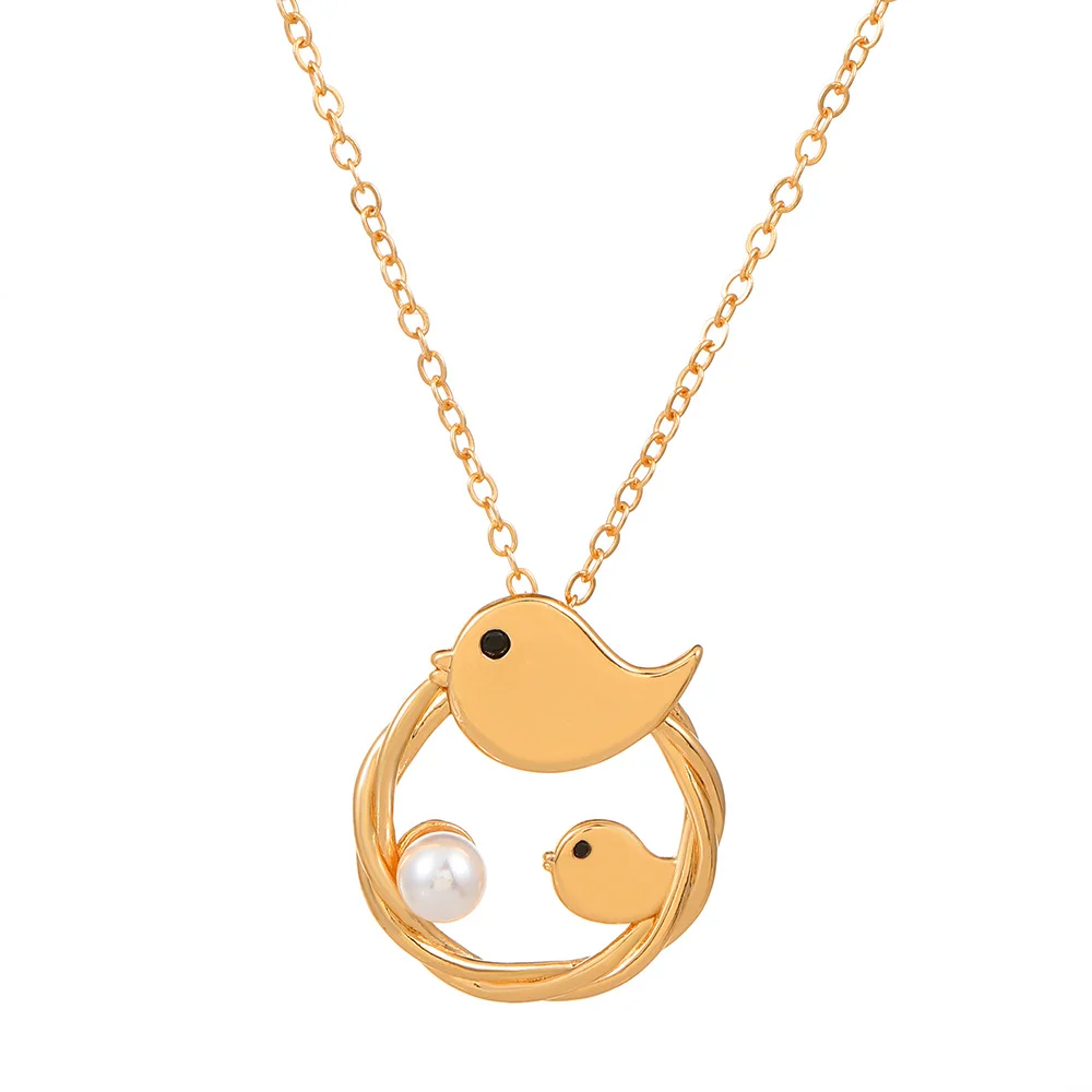 Circle Pearl Birdie Necklace