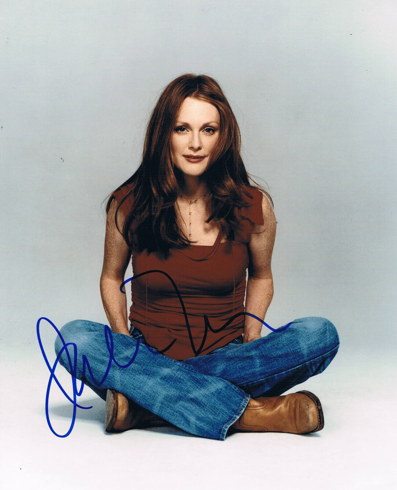 Julianne Moore 1960- genuine autograph IN PERSON signed 8x10