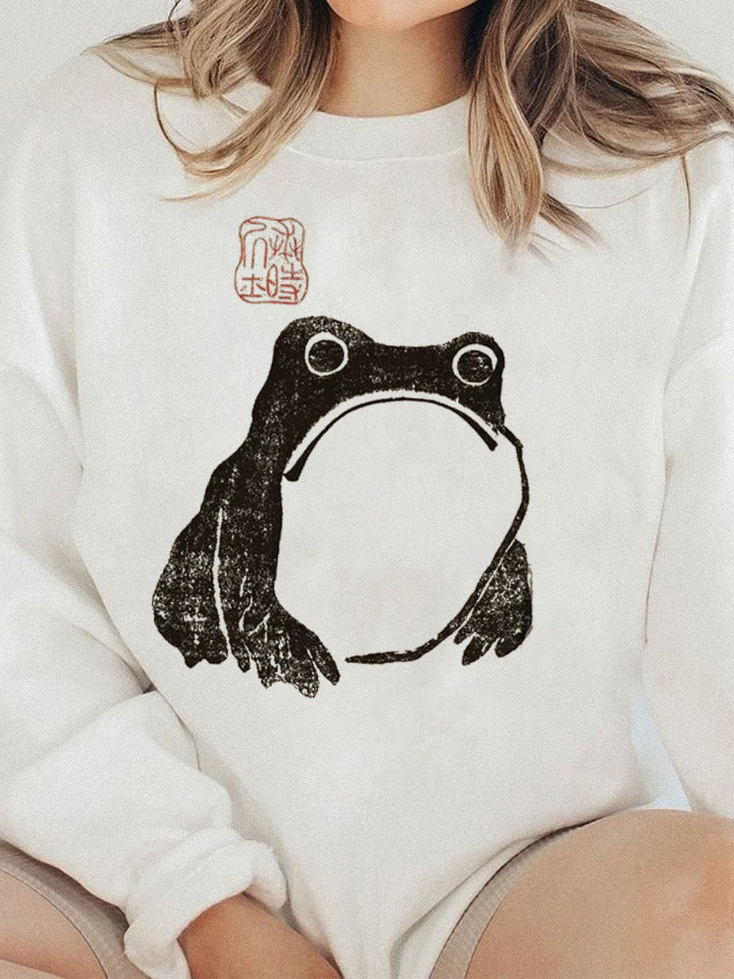 Women's Frog Ancient Japanese Art Cozy Sweatshirt