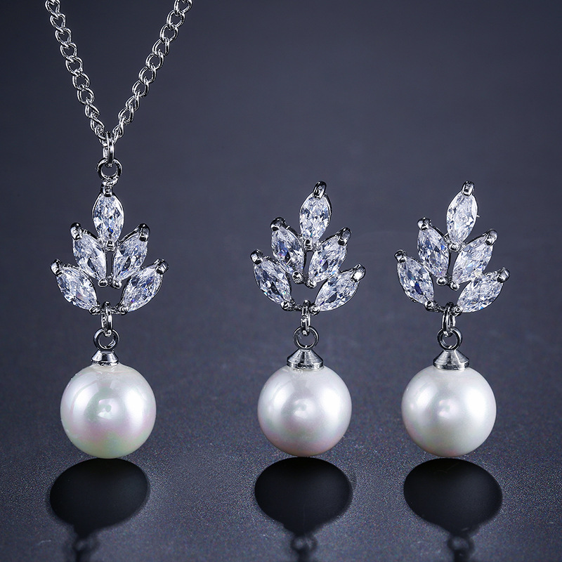 Fashion White Rhinestones Pearl Pendant Necklace Earrings Jewelry Set 2024 - Flycurvy 