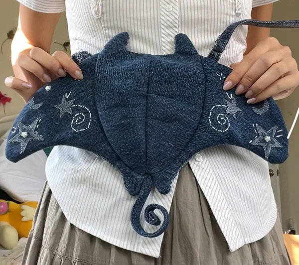 DIY Cute Manta Ray Shoulder Bag Sewing Template – With Instructions