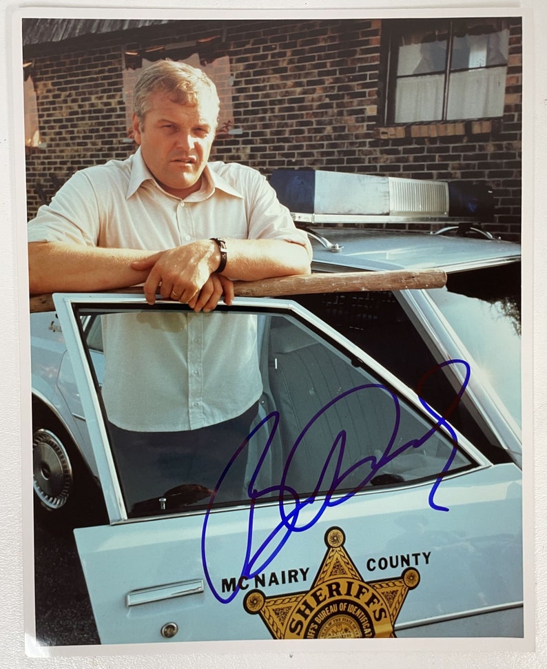 Brian Dennehy (d. 2020) Signed Autographed Glossy 8x10 Photo Poster painting - COA Matching Holograms