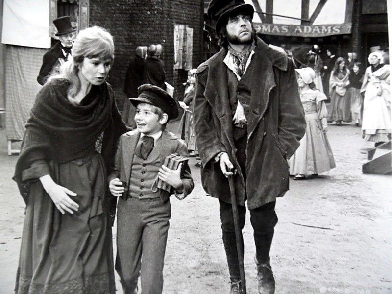 MARK LESTER Movie Film 8 x 10 Publicity Photo Poster painting Oliver! 1969 Oliver REED ak1635