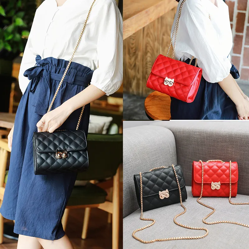 Retro Chain Simple Crossbody Bag