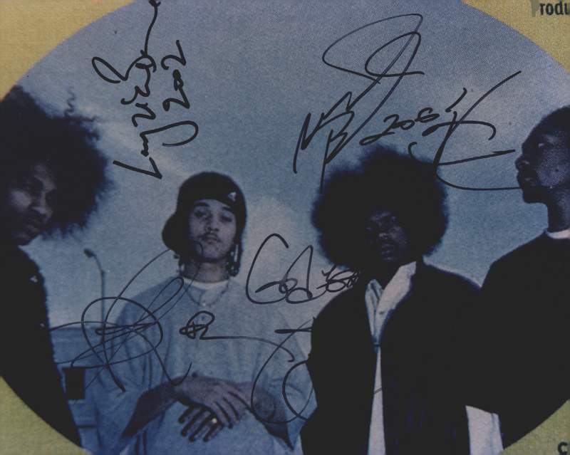 Bone-Thugs N-Harmony authentic signed rap 8x10 Photo Poster painting W/Certificate Autograph 088