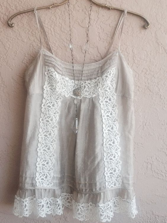 Women's Lace Floral Surface And Hem Casual Linen Slip Top