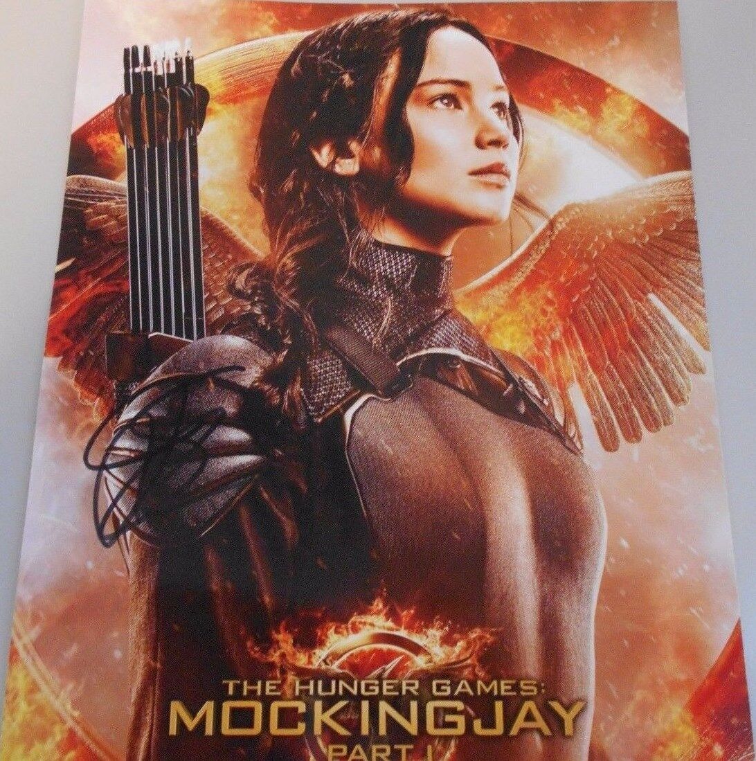 JENNIFER LAWRENCE ** SUPER HOT 8X10 W/COA