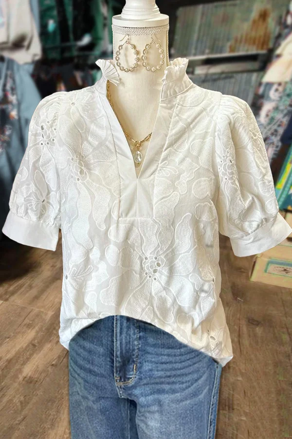 Floral Embroidered Puff Sleeve Top