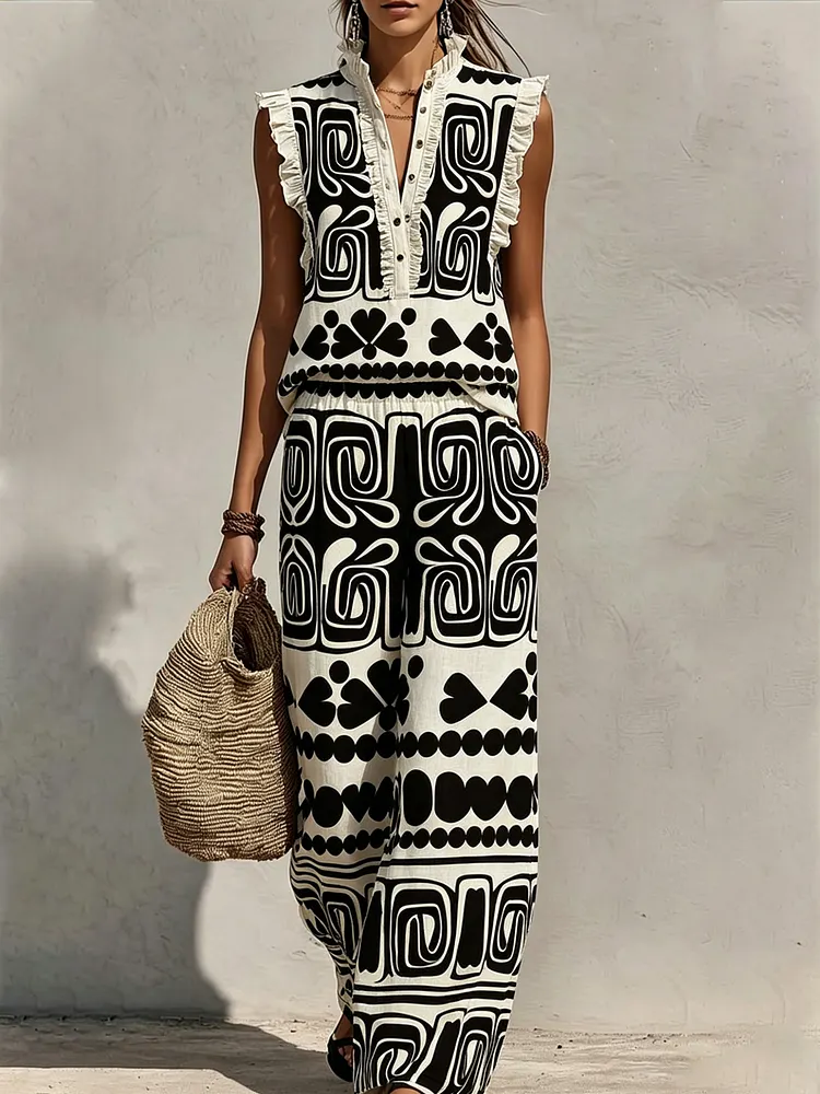 Women&rsquo;s Abstract Geometric Art Print Two-Piece Set