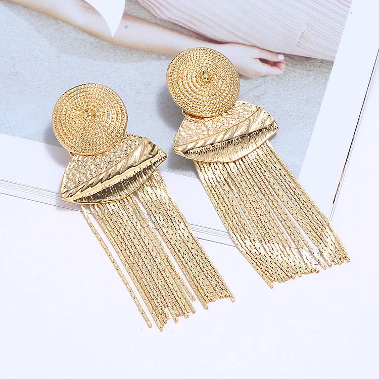 Metal chain tassel exaggerated Earrings