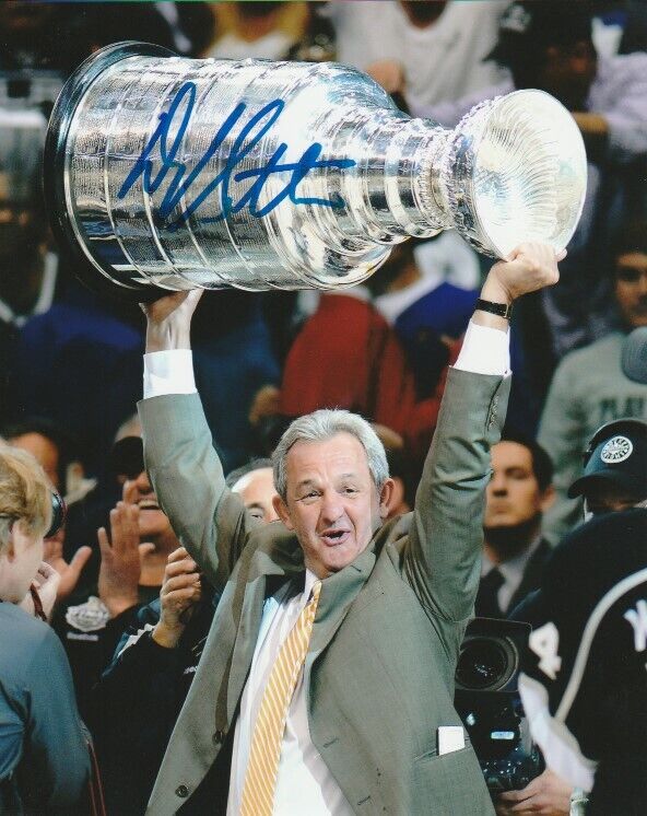 DARRYL SUTTER SIGNED LOS ANGELES LA KINGS STANLEY CUP 8x10 Photo Poster painting! EXACT PROOF!