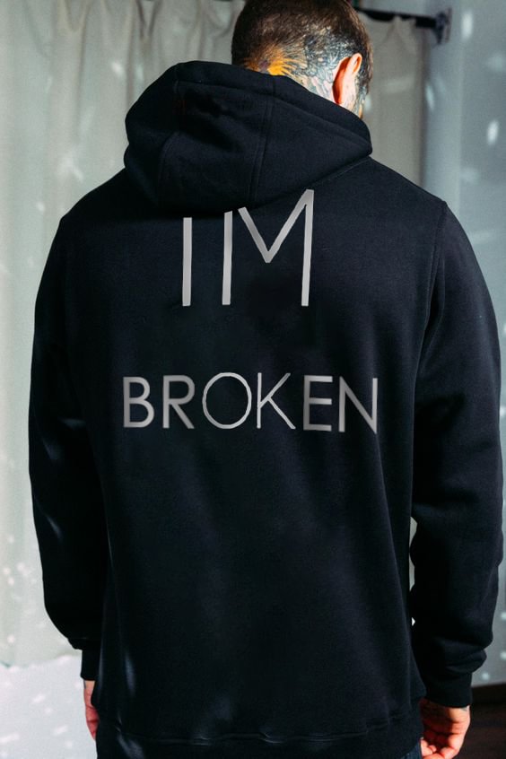 I'm Broken Print Simple Fun Monogram Hoodie - Krazyskull