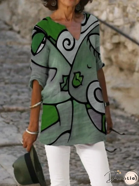Vintage Print V-Neck Half Sleeve T-Shirt