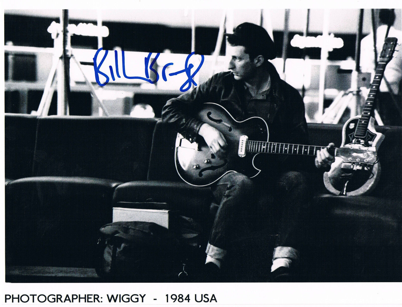 Billy Bragg 1957- genuine autograph Photo Poster painting 8x12