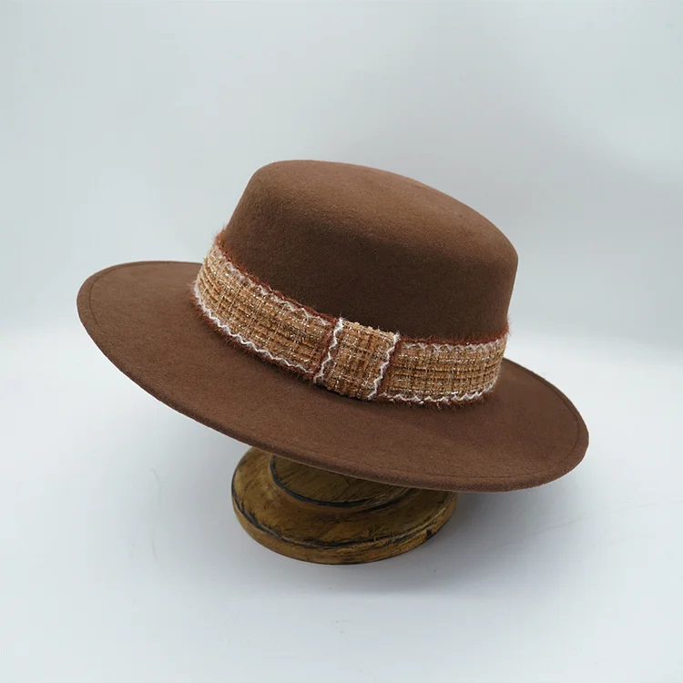 Maillard brown hat