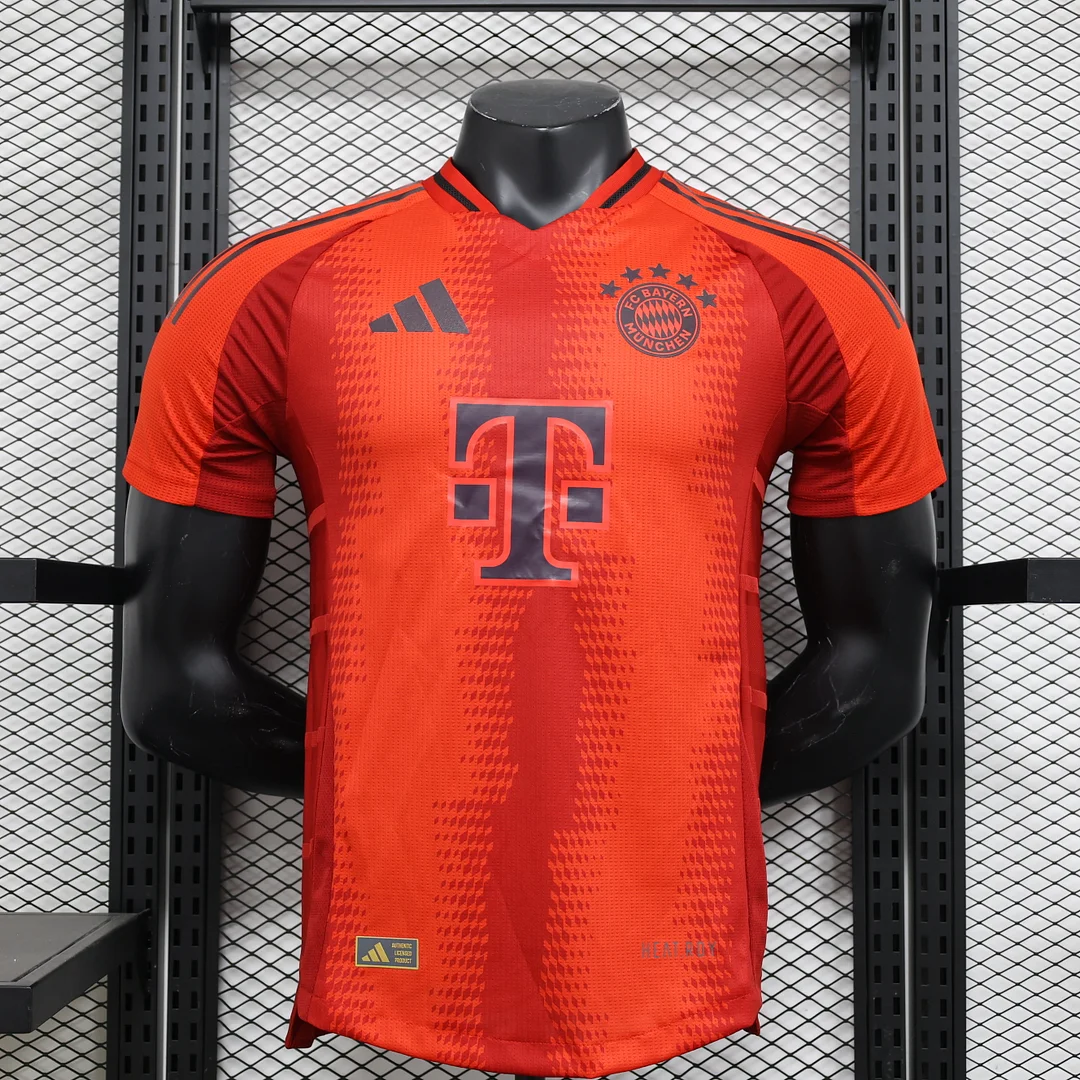 24/25 Bayern Munich Home Player Version Men Football T-Shirt Thai Quality