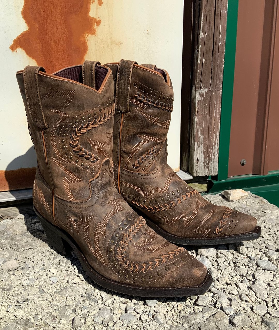 Laredo Women's Brown Fancy Shortie Snip Toe Boot 52402