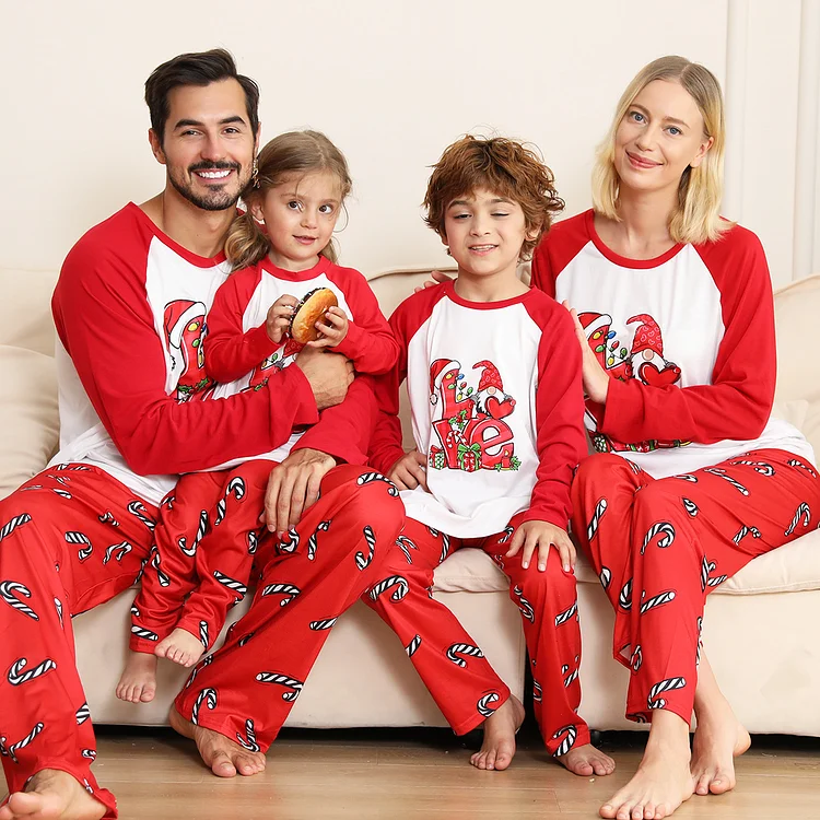 Love Gnome Christmas Family Matching Pajamas Sets(Red)