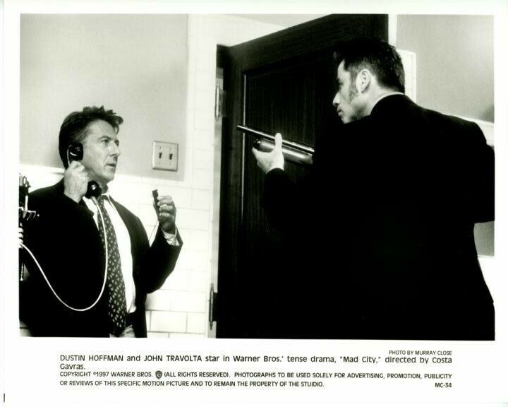 Dustin Hoffman John Travolta Mad City Original Press 8X10 Photo Poster painting