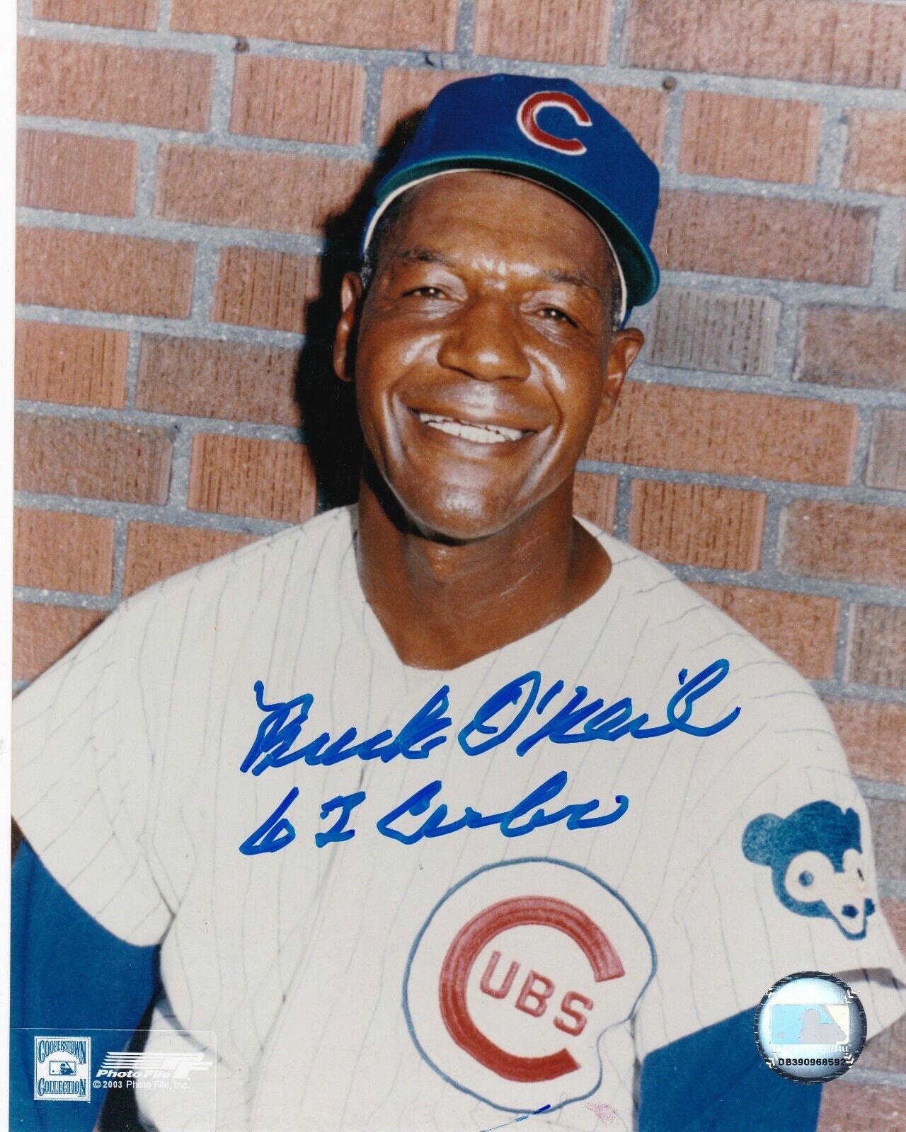 BUCK O'NEIL CHICAGO CUBS 1962 ACTION SIGNED 8x10