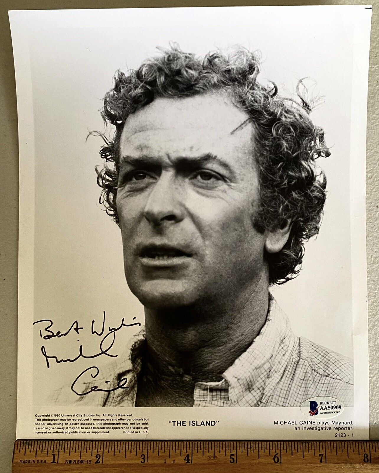 MICHAEL CAINE Signed 8x10 Vintage Photo Poster paintinggraph The Island Movie BAS Beckett COA