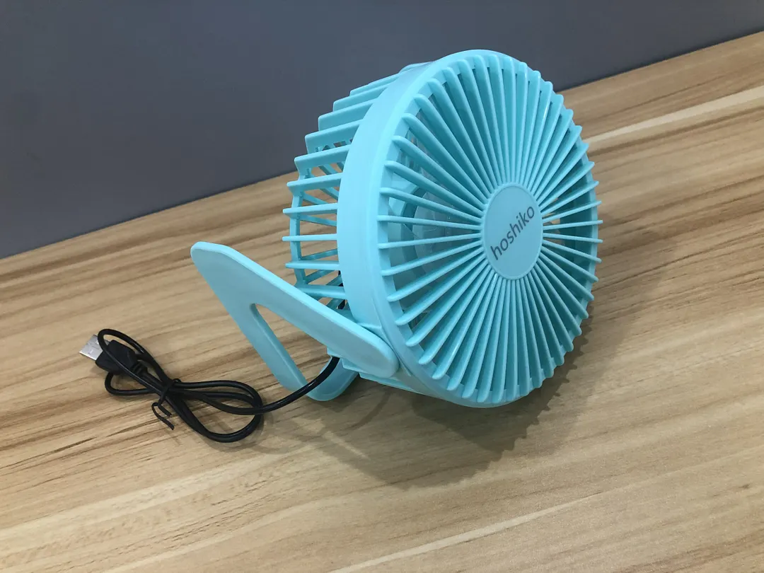 hoshiko USB-Powered Desktop Fans - 6 Inch Portable Fans with 3 Speeds Strong Airflow, Quiet Operation and 360&deg;Rotate, Personal Table Fan for Home,Office, Bedroom