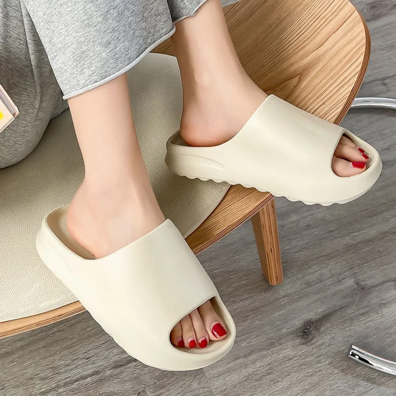 Summer Fashion Flat Thicken EVA Non-Slip Bathroom Flip Flops Platform Slippers Yeezis Slides Shoes for Women 2021Beach Men Shoes