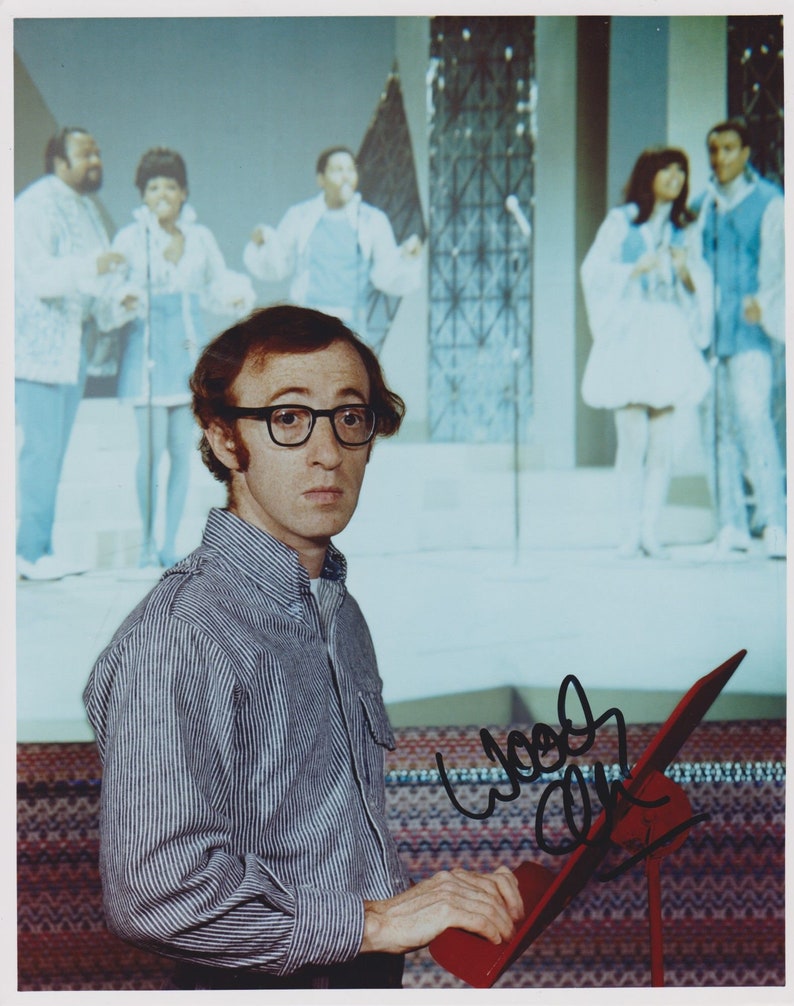 Woody Allen Signed Autographed Glossy 8x10 Photo Poster painting - COA Matching Holograms