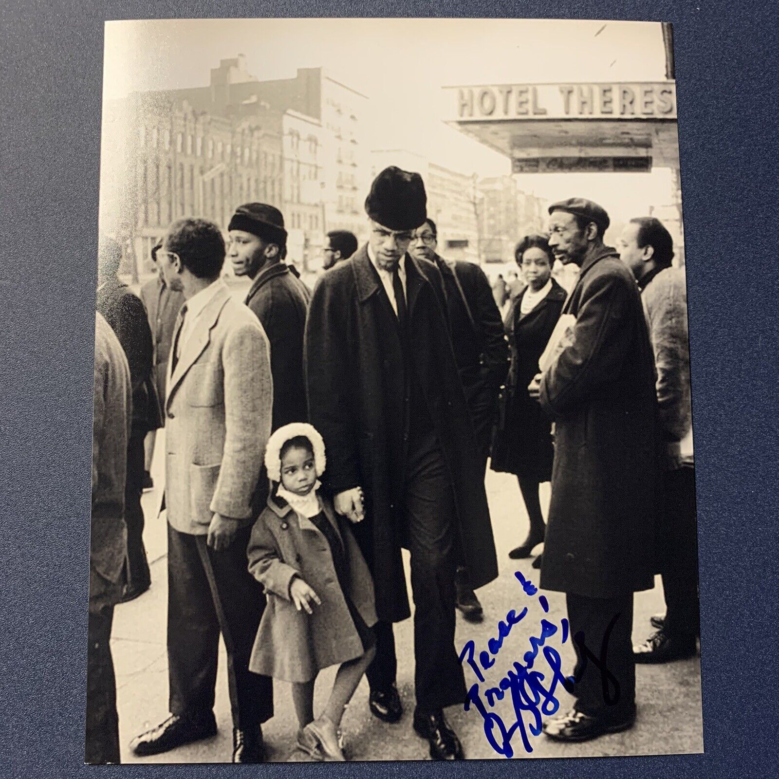 QUBILAH SHABAZZ HAND SIGNED 8x10 Photo Poster painting AUTOGRAPHED MALCOLM X DAUGHTER RARE COA