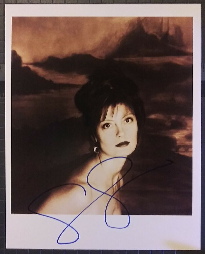 Susan Sarandon signed 8x10