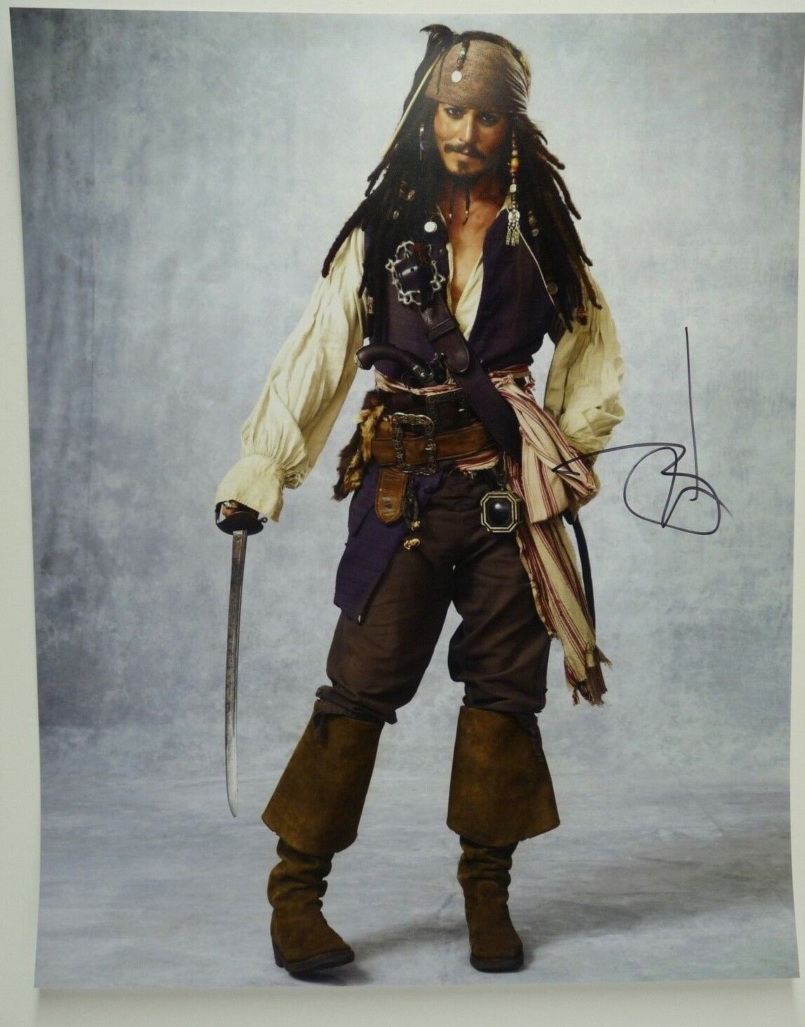 Johnny Depp Signed Autographed Sexy Pirates 16x20 Photo Poster painting Beckett Certified #2 G1