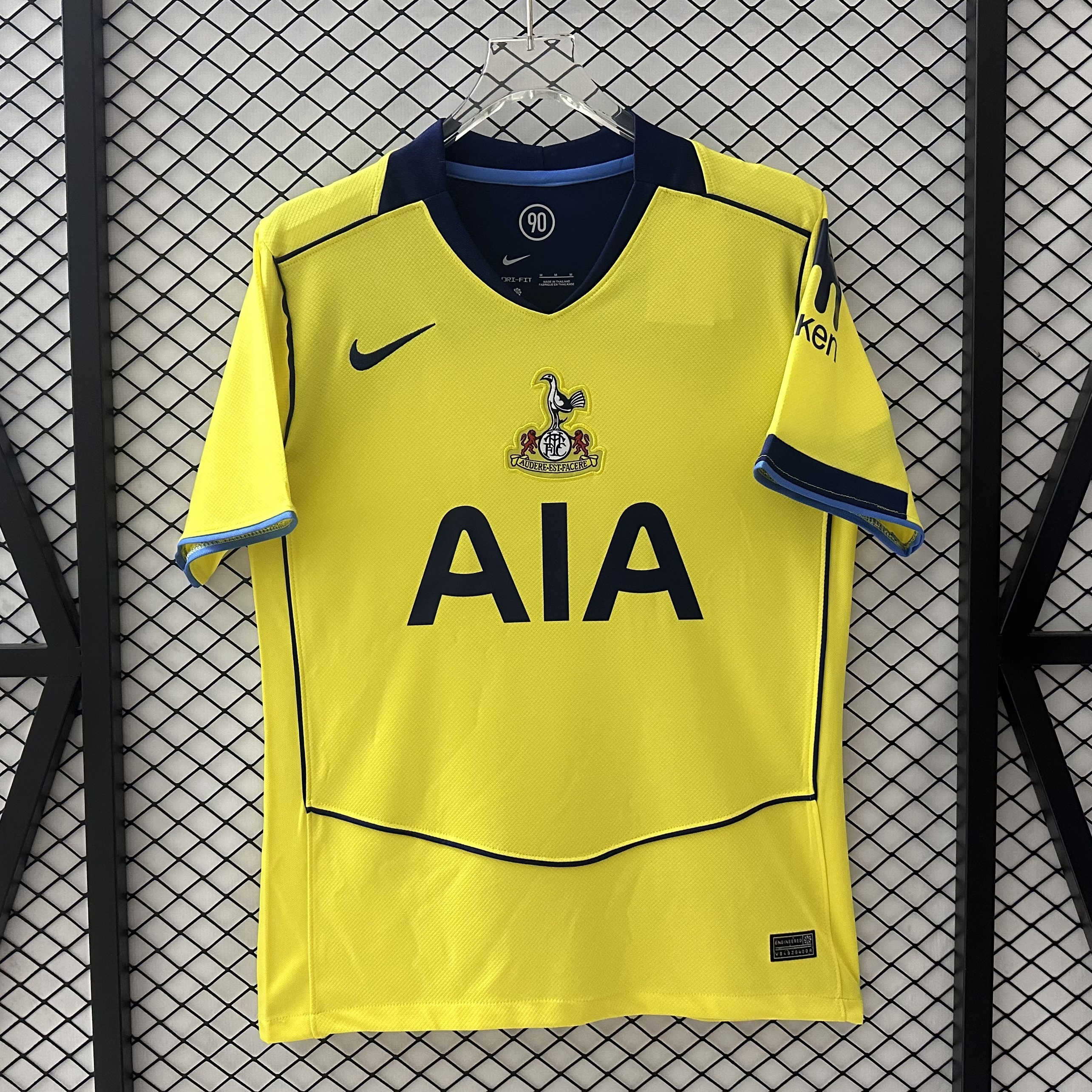 2025/26-TOT-T-A-FAN-B01388