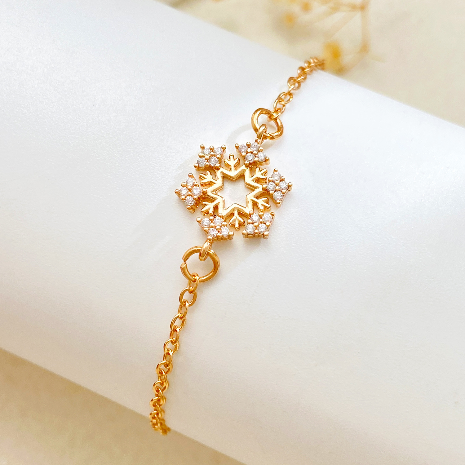 Snowflake Zirconia Gold-Plated Bracelet