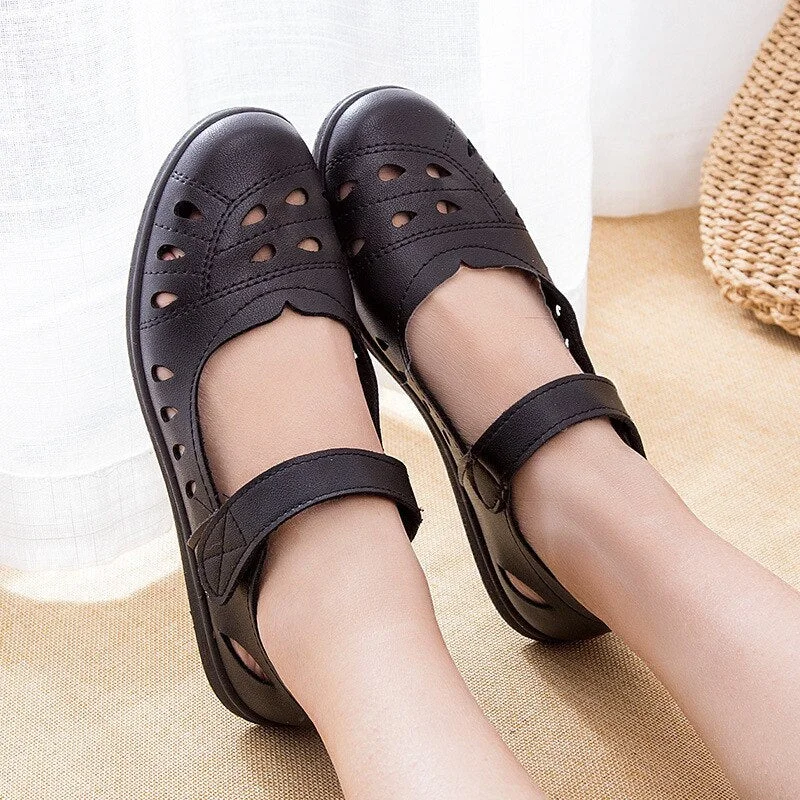 Summer Shoes Women PU Leather Flat Shoes Retro Female Ballet Flat Shoes Spring Ladies Velcro Hollow-out Loafers Women Sandals 515