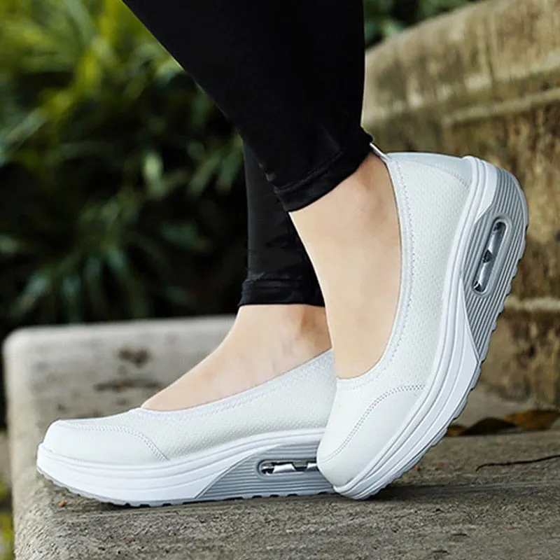 2021 Women Sneakers Flats Loafers Sweet Shallow Comfort Moccasins Slip-on PU Platform Ballet Ladies Vulcanized Shoes New