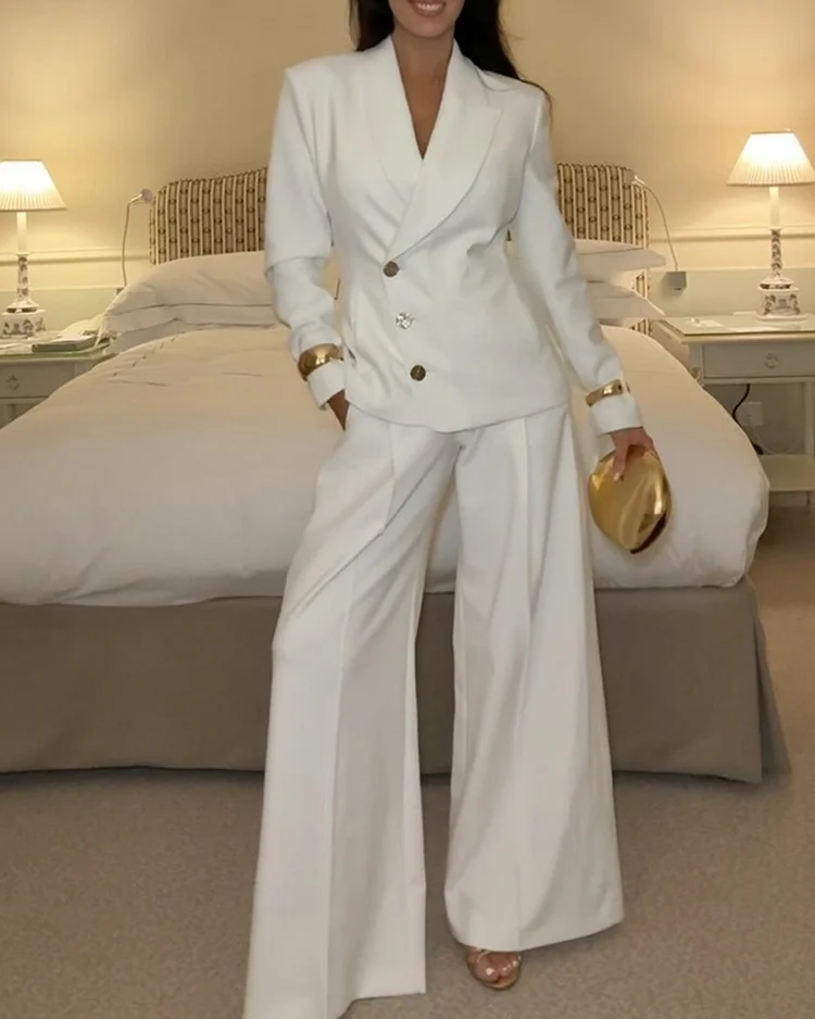 Women's solid color suit
