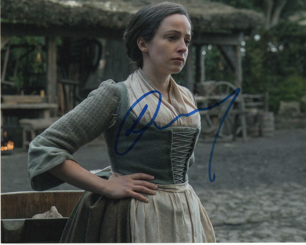 LAURA DONNELLY SIGNED AUTOGRAPH 8X10 Photo Poster painting - OUTLANDER, THE FALL, TOLKIEN