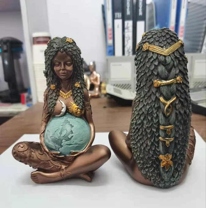 Mother Earth Three-dimensional Statue Resin Ornaments