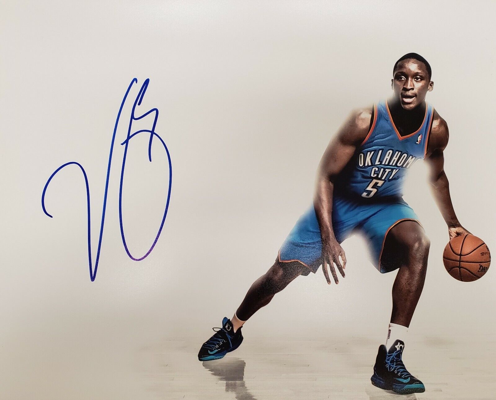 Autographed Victor Oladipo 11x14 Oklahoma City Thunder Photo Poster painting w/COA