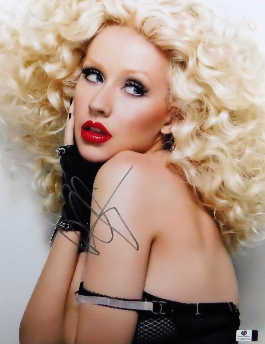 Christina Aguilera Signed Autographed 11X14 Photo Poster painting The Voice Sexy w/ Curls 842131