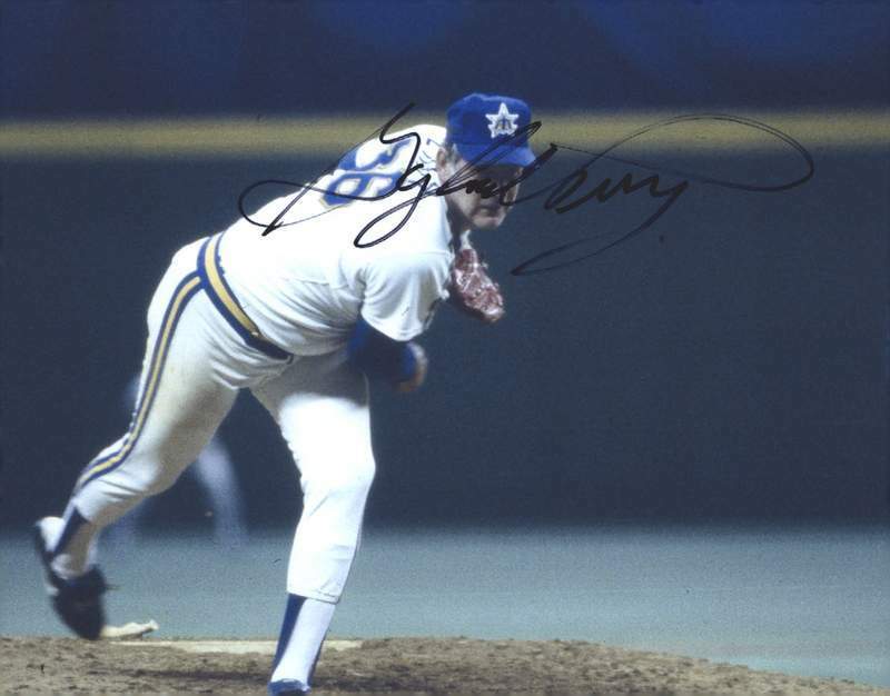 Gaylord Perry authentic signed baseball 8x10 Photo Poster painting W/Cert Autographed (A0039)