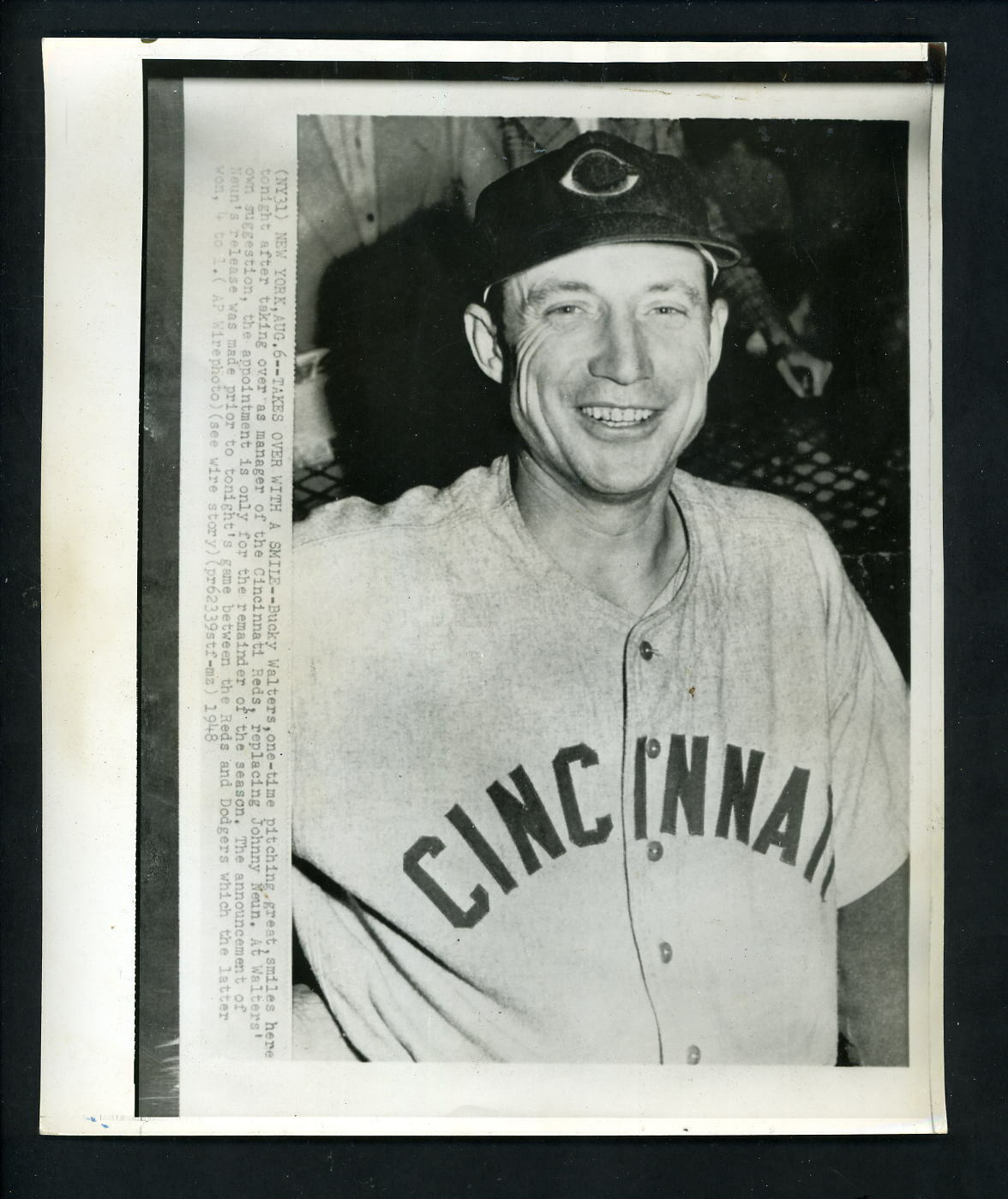 Bucky Walters 1948 image Press Photo Poster painting Cincinnati Reds